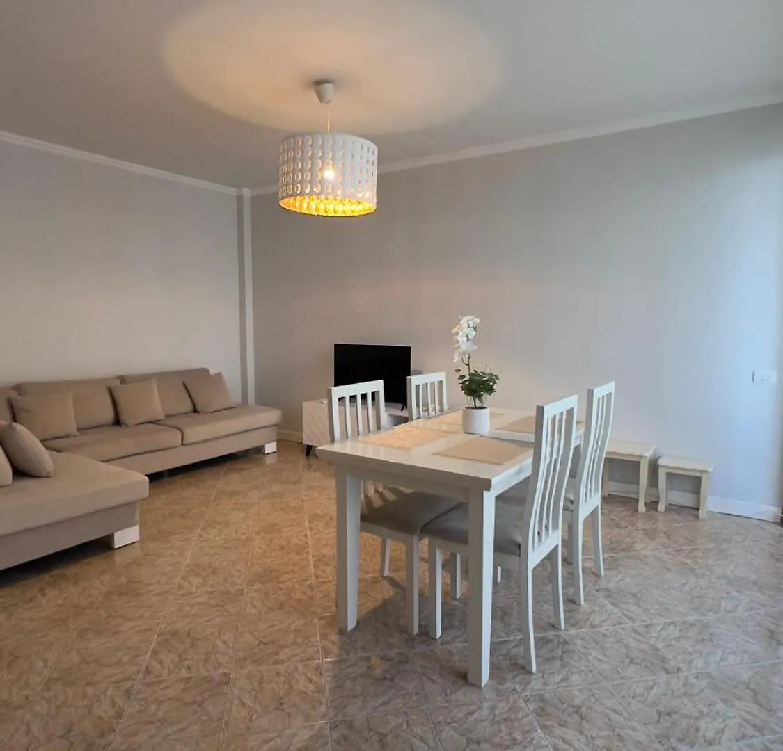 Ajsi Deluxe Apartments Durrës
